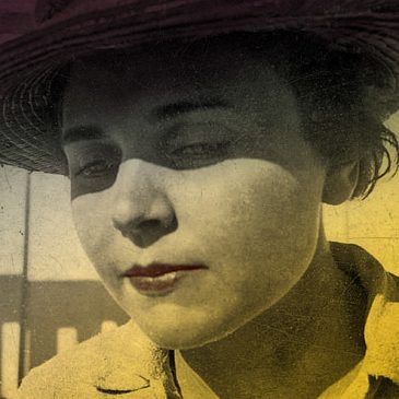 Grandmother’s Glass Eye: Elizabeth Bishop on How Poetry Pretends Life into Reality